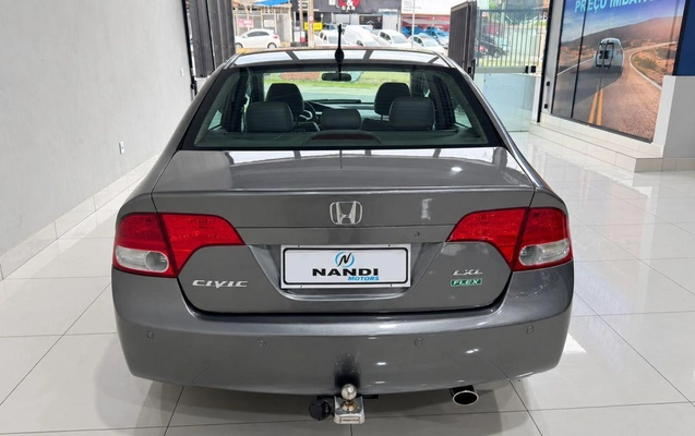 imagem-https://www.socarrao.com.br/sc-vehicle-images-prod/4425426/1792701071243-1239851.jpg
