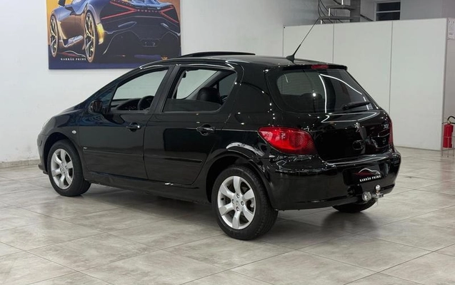 imagem-https://www.socarrao.com.br/sc-vehicle-images-prod/4425442/1792701173557-8533433_3_B_bd22670fcf.jpeg