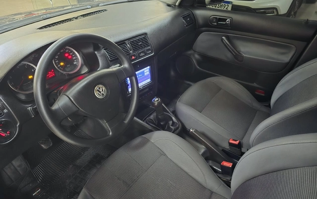 imagem-https://www.socarrao.com.br/sc-vehicle-images-prod/4425446/1792701188491-9GZZgSm8REMQ7fcOlOmViCDFl3KaiGnT.jpg