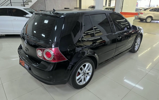 imagem-https://www.socarrao.com.br/sc-vehicle-images-prod/4425446/1792701188492-KzuLVa74WeeS7RklUFJo17vmMqExSyPj.jpg