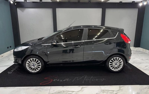 imagem-https://www.socarrao.com.br/sc-vehicle-images-prod/4425498/1792701414904-8571878_7_B_b8f4d8605a.jpeg