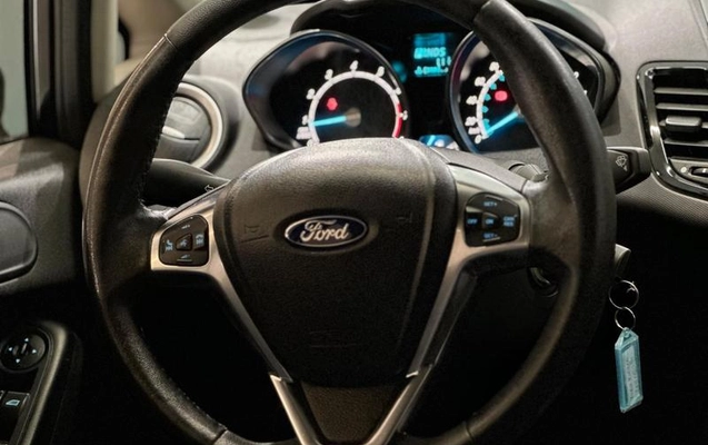 imagem-https://www.socarrao.com.br/sc-vehicle-images-prod/4425498/1792701414924-8571878_16_B_d073a257ce.jpeg