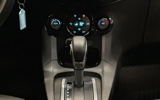 imagem-https://www.socarrao.com.br/sc-vehicle-images-prod/4425498/1792701414929-8571878_18_B_675b31cfbf.jpeg