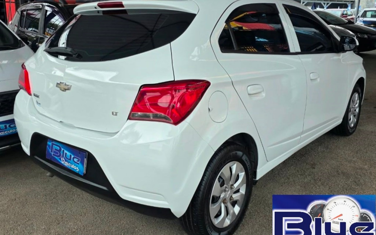 imagem-https://www.socarrao.com.br/sc-vehicle-images-prod/4425555/1792701956382-cG9uaXgzLmpwZWc.jpeg