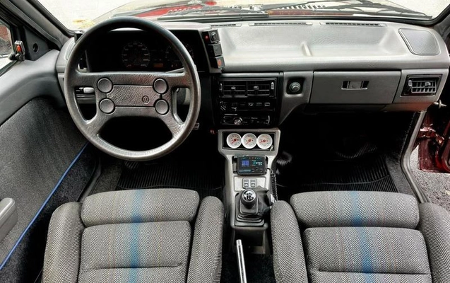 imagem-https://www.socarrao.com.br/sc-vehicle-images-prod/4425642/1792778812689-8597971_13_B_c05d225823.jpeg