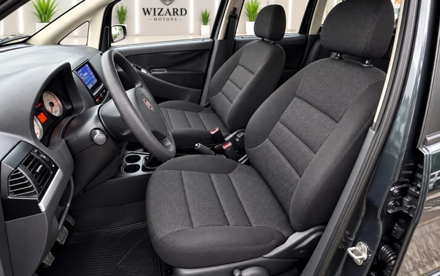 imagem-https://www.socarrao.com.br/sc-vehicle-images-prod/4425883/1792703419413-vehicle_image_1792703336_c4638b0d74dcc326f8a179e79a7ccfdb.jpeg