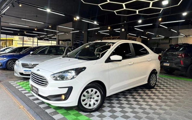 imagem-https://www.socarrao.com.br/sc-vehicle-images-prod/4425906/1792703598777-8559915_5_B_aa72d8994d.jpeg