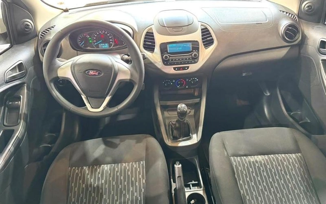 imagem-https://www.socarrao.com.br/sc-vehicle-images-prod/4425906/1792703598796-8559915_9_B_5c49b0c4ba.jpeg
