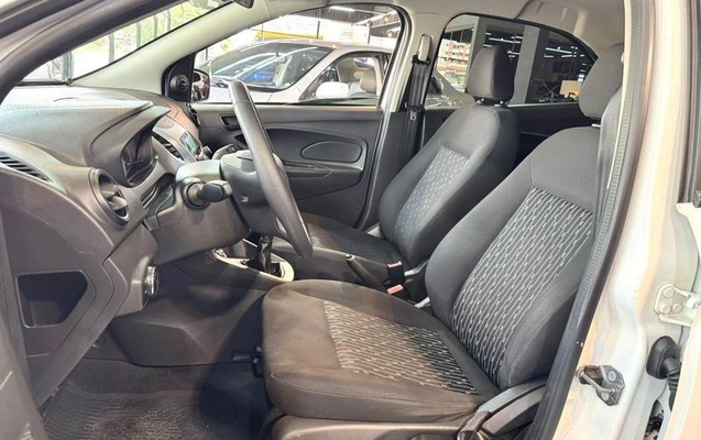 imagem-https://www.socarrao.com.br/sc-vehicle-images-prod/4425906/1792703598805-8559915_10_B_7f74711d97.jpeg