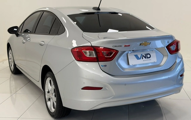 imagem-https://www.socarrao.com.br/sc-vehicle-images-prod/4425911/1792703723056-c320a3abb1f64ab6b19634ae36a84043_1792689319310.jpg