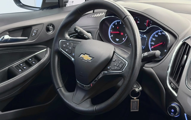 imagem-https://www.socarrao.com.br/sc-vehicle-images-prod/4425911/1792703723069-b8528d04948241168416e61f38a0a0ae_1792689319359.jpg