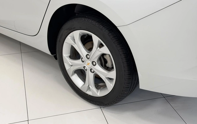 imagem-https://www.socarrao.com.br/sc-vehicle-images-prod/4425911/1792703723074-c4ea7243fa1c4faab9712d4cb6553aba_1792689319373.jpg