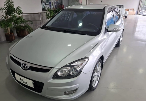 Hyundai i30 2011 Prata — foto 1 de 3