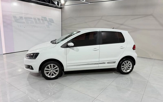 imagem-https://www.socarrao.com.br/sc-vehicle-images-prod/4425967/1792704047955-8598065_6_B_06561cfa2e.jpeg
