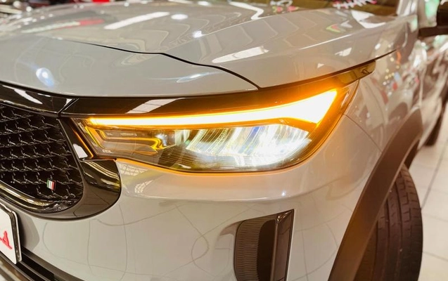 imagem-https://www.socarrao.com.br/sc-vehicle-images-prod/4425972/1792789090012-8585386_3_B_96fb55bfa5.jpeg