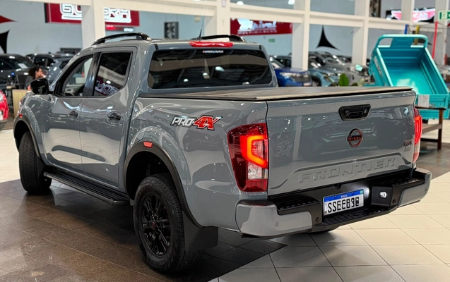 imagem-https://www.socarrao.com.br/sc-vehicle-images-prod/4425990/1792704218441-MDY3N2RkMzEtYjhmNC00NDQ3LWE1NDctOWYxZDRhN2ZlNDQwLmpwZWc.jpeg
