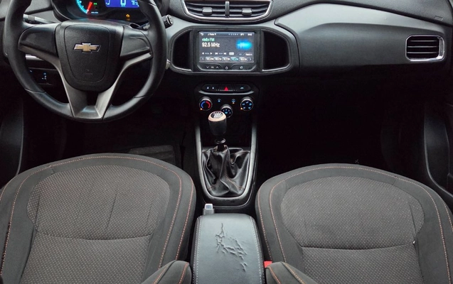 imagem-https://www.socarrao.com.br/sc-vehicle-images-prod/4426025/1792704450731-gb-5df029b.jpg