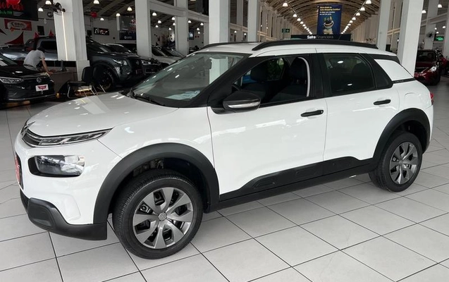 imagem-https://www.socarrao.com.br/sc-vehicle-images-prod/4426034/1792704564115-8513417_3_B_e2ad345736.jpeg