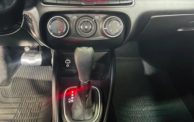 imagem-https://www.socarrao.com.br/sc-vehicle-images-prod/4426040/1792864175120-8596895_4_B_0b85bf4000.jpeg