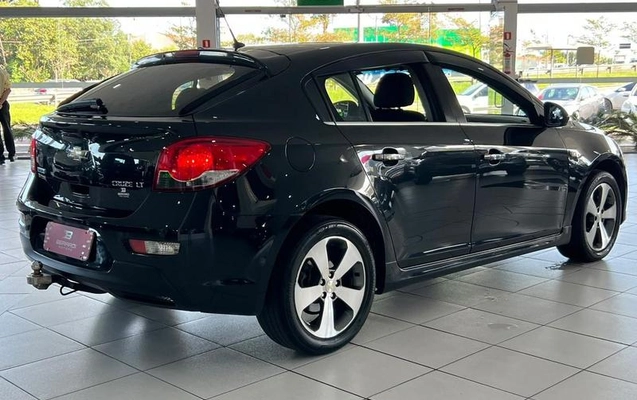 imagem-https://www.socarrao.com.br/sc-vehicle-images-prod/4426042/1792704605880-8588373_23_B_fe44afe3ef.jpeg