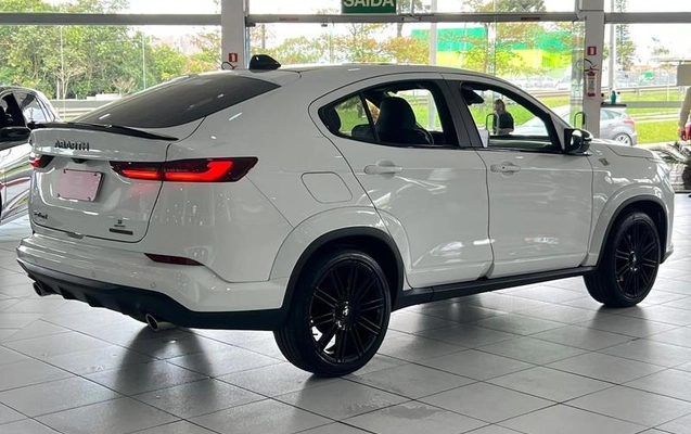 imagem-https://www.socarrao.com.br/sc-vehicle-images-prod/4426043/1792704615553-8558967_34_B_4d183f001a.jpeg
