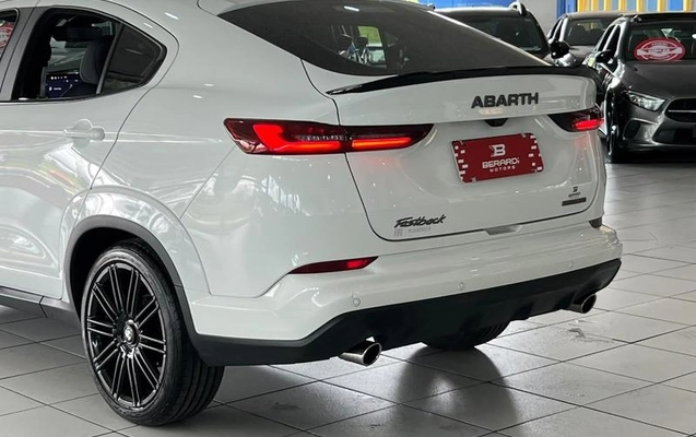 imagem-https://www.socarrao.com.br/sc-vehicle-images-prod/4426043/1792704615561-8558967_20_B_6ba3ebb1d2.jpeg
