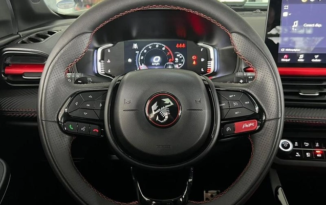 imagem-https://www.socarrao.com.br/sc-vehicle-images-prod/4426043/1792704615581-8558967_20_B_54e64d033f.jpeg