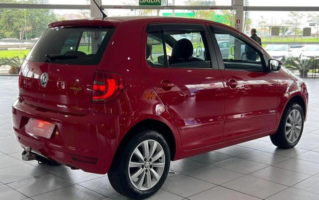 imagem-https://www.socarrao.com.br/sc-vehicle-images-prod/4426045/1792704631041-8494469_22_B_4d9cfc4ca2.jpeg