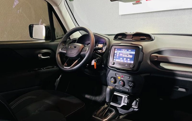 imagem-https://www.socarrao.com.br/sc-vehicle-images-prod/4426046/1792704640090-8596823_15_B_b0ed417b7d.jpeg