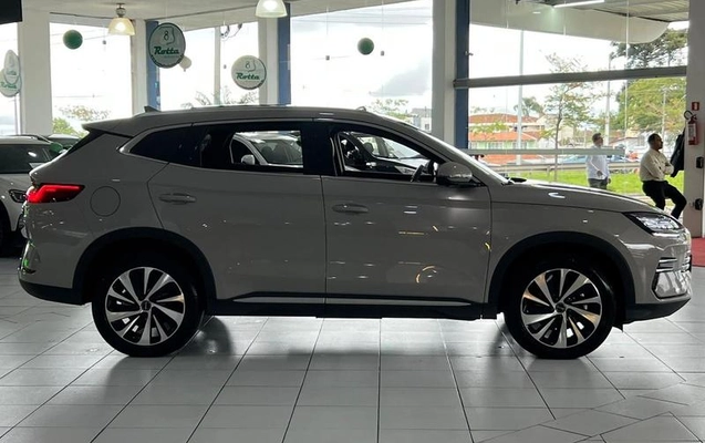 imagem-https://www.socarrao.com.br/sc-vehicle-images-prod/4426063/1792704750924-8594243_23_B_7bb1b0324d.jpeg