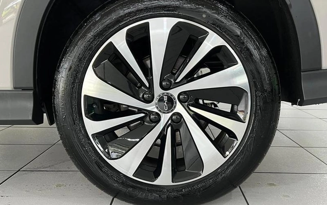 imagem-https://www.socarrao.com.br/sc-vehicle-images-prod/4426063/1792704750933-8594243_35_B_96a1eb1153.jpeg