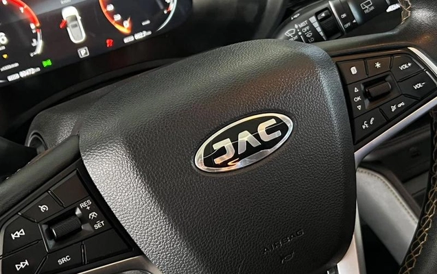 imagem-https://www.socarrao.com.br/sc-vehicle-images-prod/4426066/1792704758660-8555428_11_B_9c362a75ef.jpeg