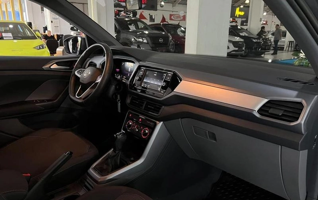 imagem-https://www.socarrao.com.br/sc-vehicle-images-prod/4426074/1792704774492-8582288_6_B_e8792c89c3.jpeg