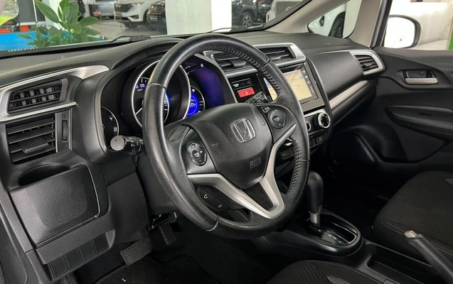 imagem-https://www.socarrao.com.br/sc-vehicle-images-prod/4426083/1792704809889-8565197_21_B_2ed065f6a4.jpeg