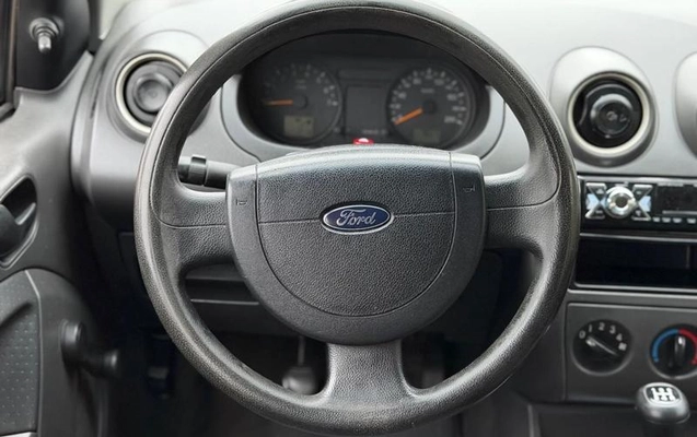 imagem-https://www.socarrao.com.br/sc-vehicle-images-prod/4426093/1792704868610-8595552_10_B_55d00d675c.jpeg