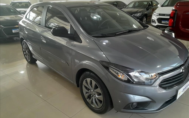 imagem-https://www.socarrao.com.br/sc-vehicle-images-prod/4426183/1792888869079-f95e115f-acf0-4bb8-9d3b-26e5a6be939820260828092132.jpeg