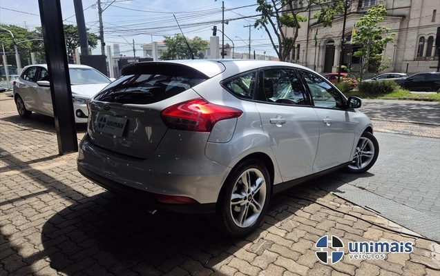 imagem-https://www.socarrao.com.br/sc-vehicle-images-prod/4426238/1792705925240-32f7b3b2-6a71-4a27-884a-e921c222d3de20261022171915.jpeg