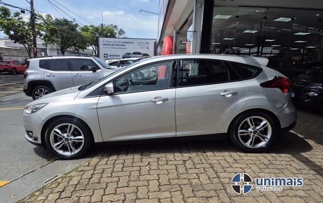 imagem-https://www.socarrao.com.br/sc-vehicle-images-prod/4426238/1792705925247-708d7bd9-5f1d-45eb-aef1-5204410b5b0d20261022171911.jpeg