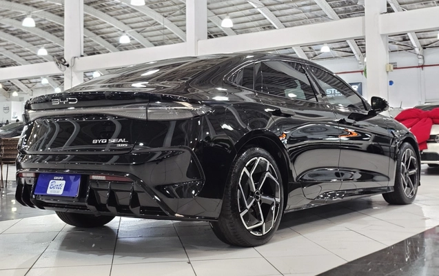 imagem-https://www.socarrao.com.br/sc-vehicle-images-prod/4426278/1792706445280-1_055630.jpg