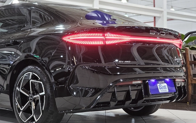 imagem-https://www.socarrao.com.br/sc-vehicle-images-prod/4426278/1792706445292-1_055640.jpg