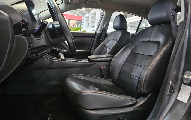 imagem-https://www.socarrao.com.br/sc-vehicle-images-prod/4426361/1792707003516-1_060232.jpg