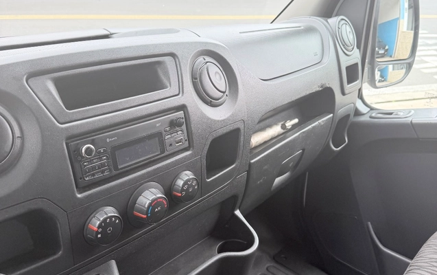 imagem-https://www.socarrao.com.br/sc-vehicle-images-prod/4426362/1792707005419-gb-e0df095.jpeg