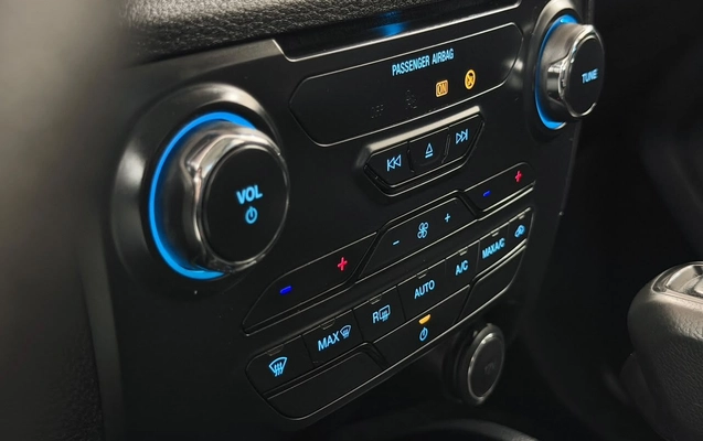 imagem-https://www.socarrao.com.br/sc-vehicle-images-prod/4426375/1792707203985-3be63b6a3c9349e2936ba0829db01aa4_1792675932207.jpg