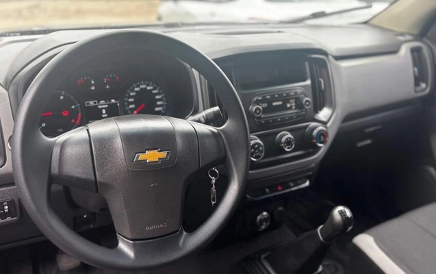 imagem-https://www.socarrao.com.br/sc-vehicle-images-prod/44264/1787848938594-9yxxZoi8dtFNhlq6fNg25rGYOgtMORj4.jpg