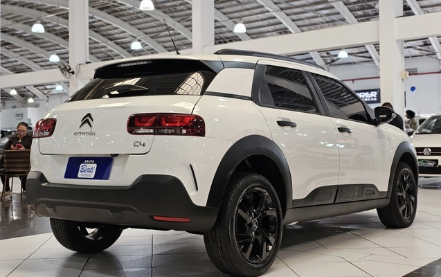 imagem-https://www.socarrao.com.br/sc-vehicle-images-prod/4426437/1792707651080-1_060445.jpg
