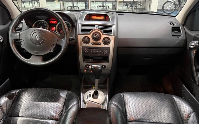imagem-https://www.socarrao.com.br/sc-vehicle-images-prod/4426471/1792707995338-8597805_12_B_dde528d87f.jpeg