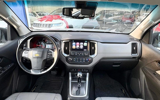 imagem-https://www.socarrao.com.br/sc-vehicle-images-prod/4426533/1792708575123-9932cc399d184f39932f8288bf9e397f_1792692527003.jpg