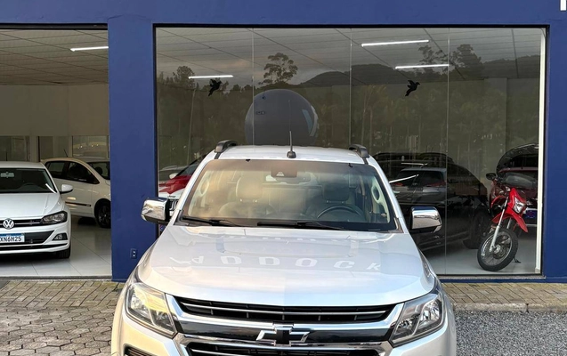 imagem-https://www.socarrao.com.br/sc-vehicle-images-prod/4426533/1792708575124-96d2ccc373dd4db79210f27e763abebb_1792692527008.jpg