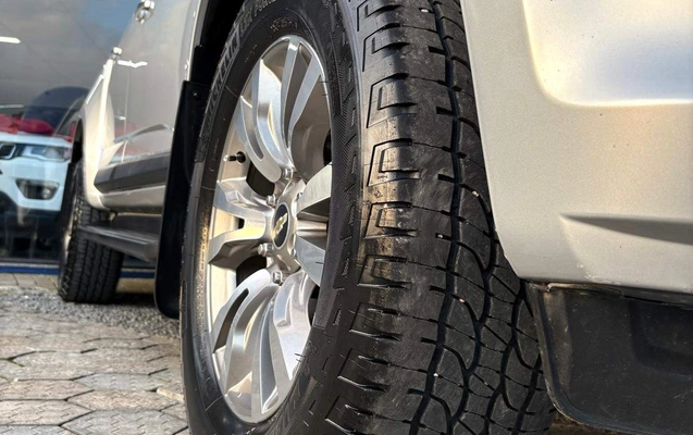 imagem-https://www.socarrao.com.br/sc-vehicle-images-prod/4426533/1792708575132-96eefcd851c6428fb90cca65ef53c4b0_1792692527045.jpg