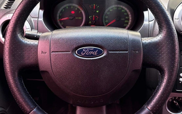 imagem-https://www.socarrao.com.br/sc-vehicle-images-prod/4426535/1792708576048-4897bf2d1a934b28bcf19a88602c3e61_1792695578472.jpg